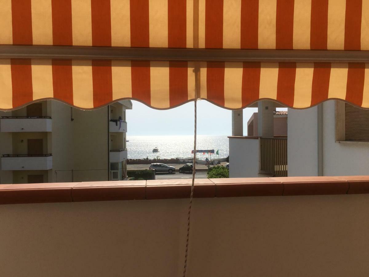 Parco Adamantina Di Fronte Al Mare Apartman Diamante Kültér fotó